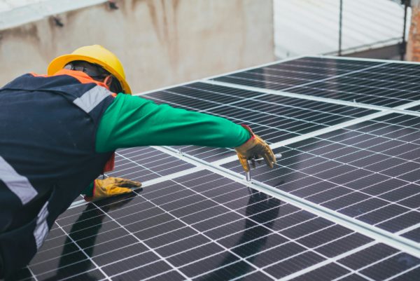 COUFFRANT SOLAR ombrières et carports solaires