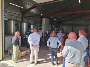 Visite des ateliers de fabrication d'huiles artisanales chez MAISON GUÉNARD