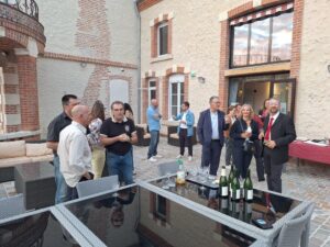Adhérents du GIR en discussion pendant l'INSTANT GIR du 9 septembre 2026