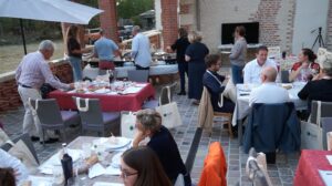 Participants au barbecue annuel du GIR au Domaine du Glandier à Villeherviers
