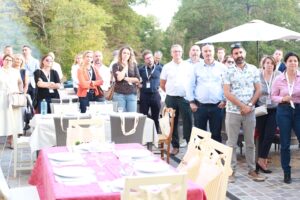 Participants au barbecue annuel du GIR au Domaine du Glandier à Villeherviers